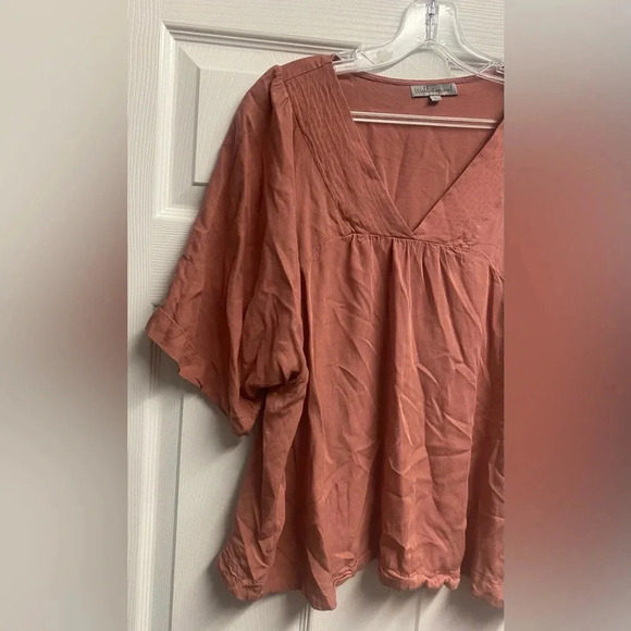 Wishlist Apparel Boutique Short Sleeve Blouse Size Large - Picture 2 of 3
